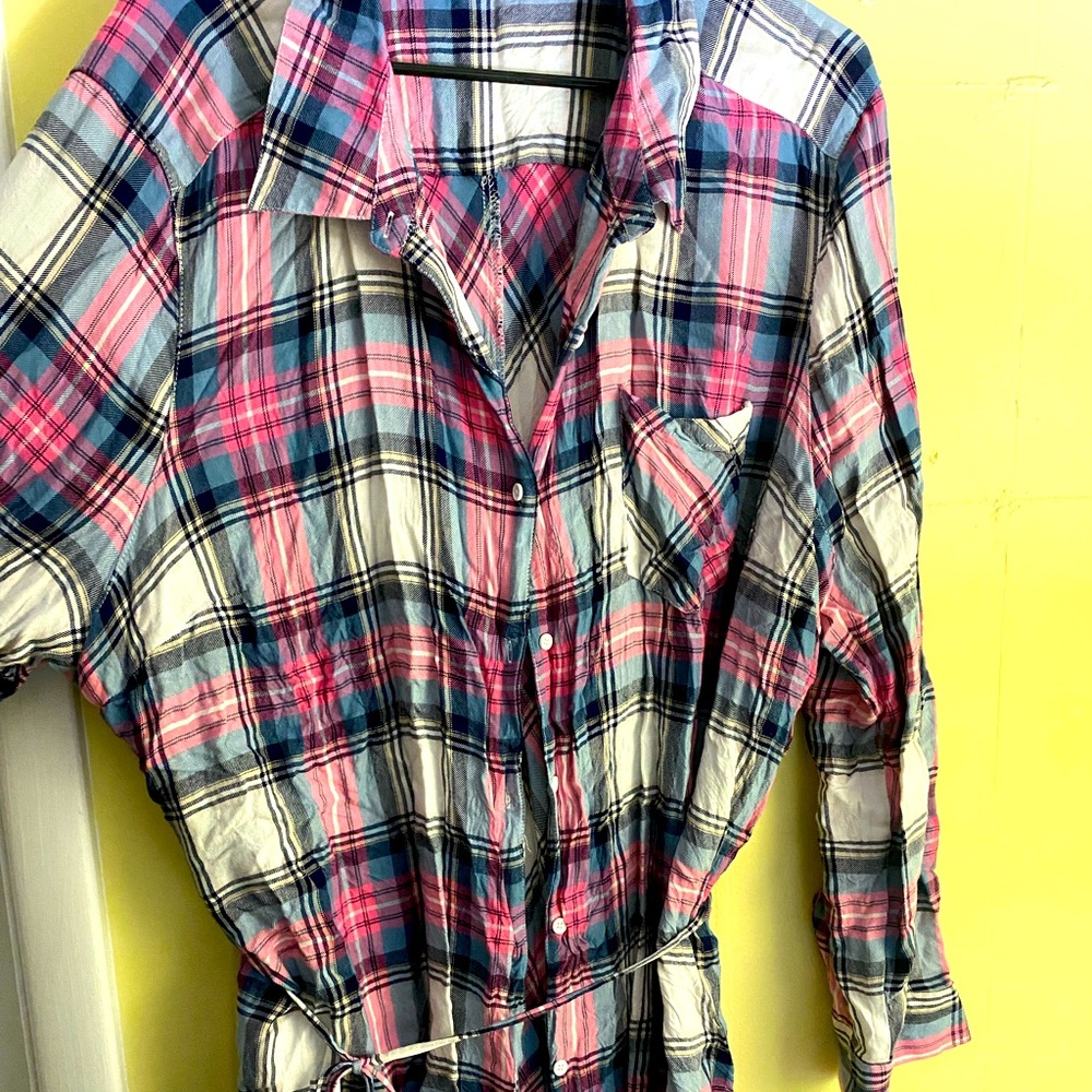 Plus size Maternity button-up top